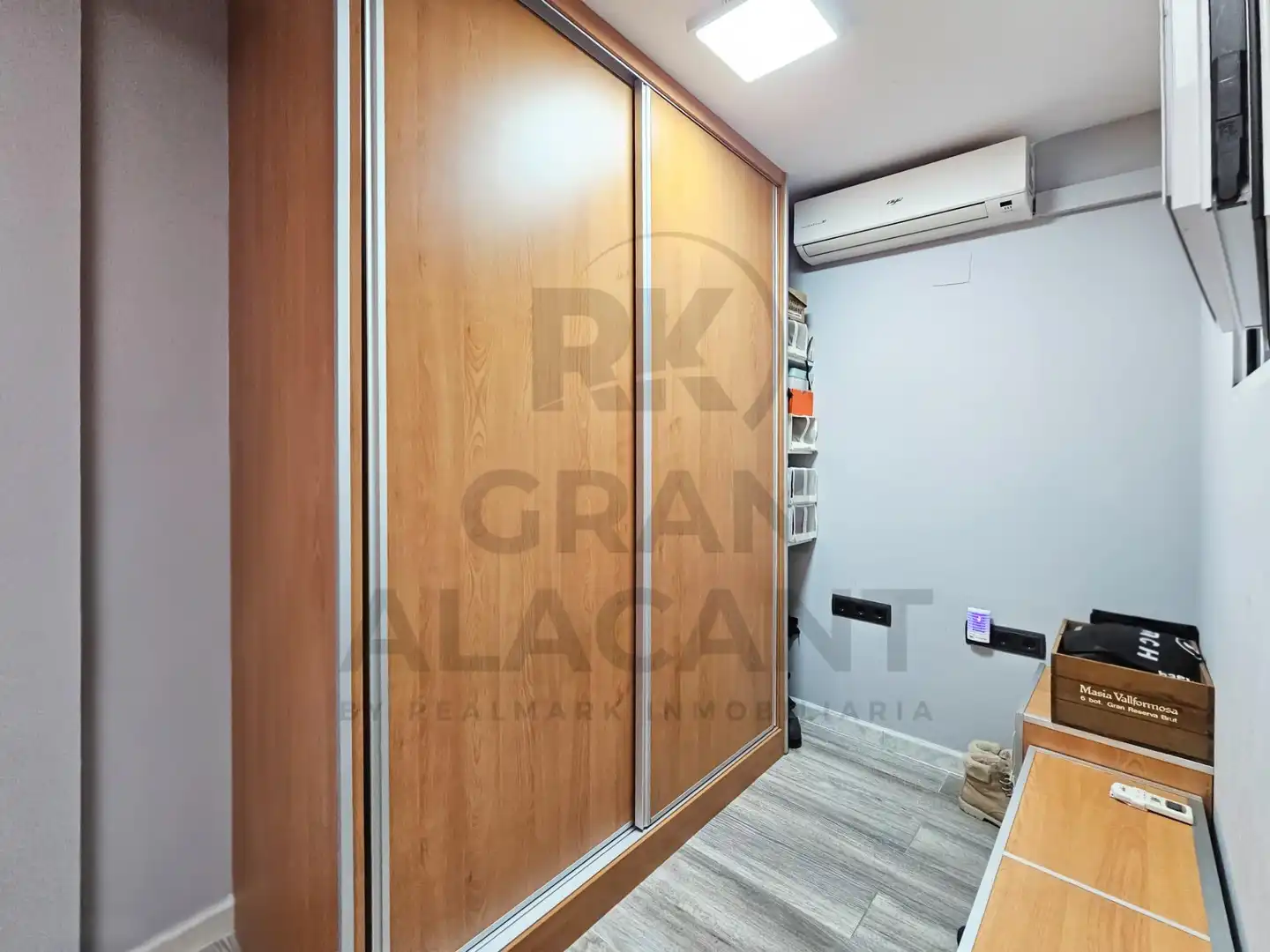 Habitación de Casa o chalet en venta en Santa Pola con Aire acondicionado, Calefacción y Jardín privado