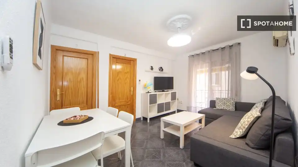Room in Barrio de Zaidín