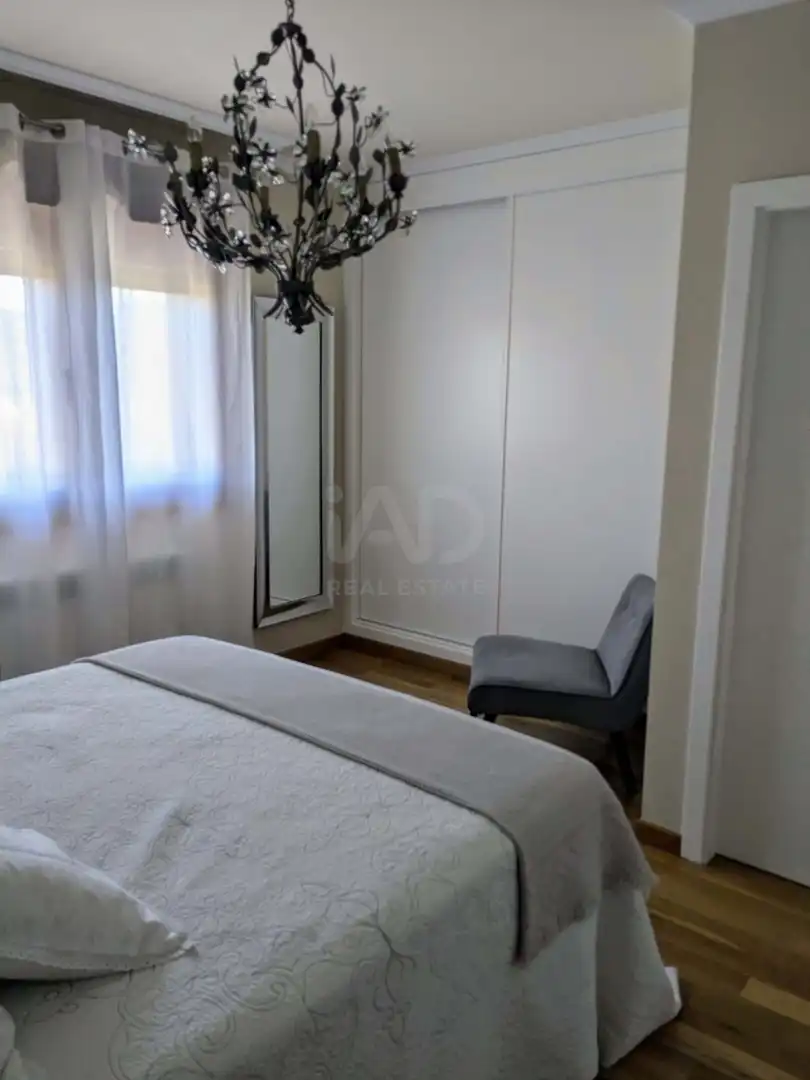Dormitori de Casa o xalet en venda en Sanxenxo amb Calefacció, Terrassa i Piscina