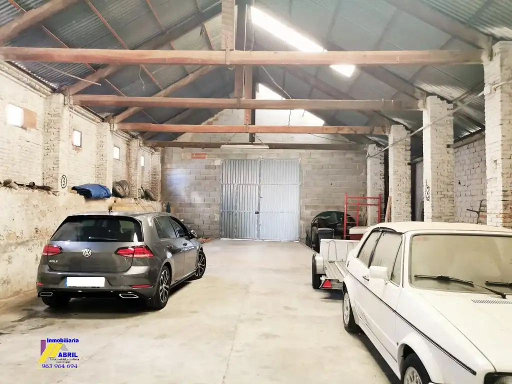 Nau industrial en venda a Fonteta de Sant Lluís