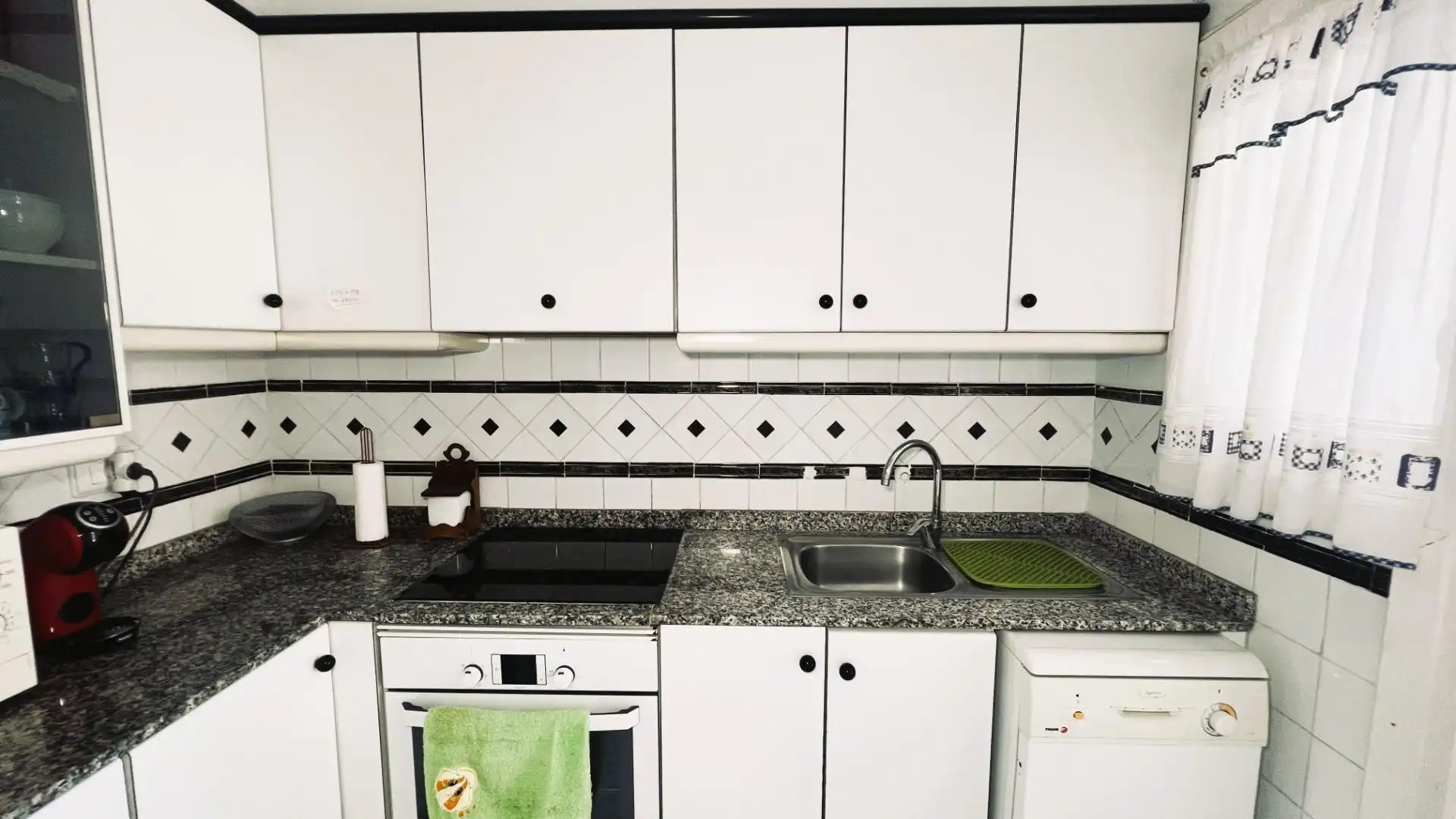 Küche von Wohnungen zum Verkauf in Benicasim / Benicàssim mit Privatgarten, Terrasse und Abstellraum
