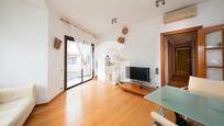 Living room of Flat for sale in L'Hospitalet de Llobregat  with Balcony