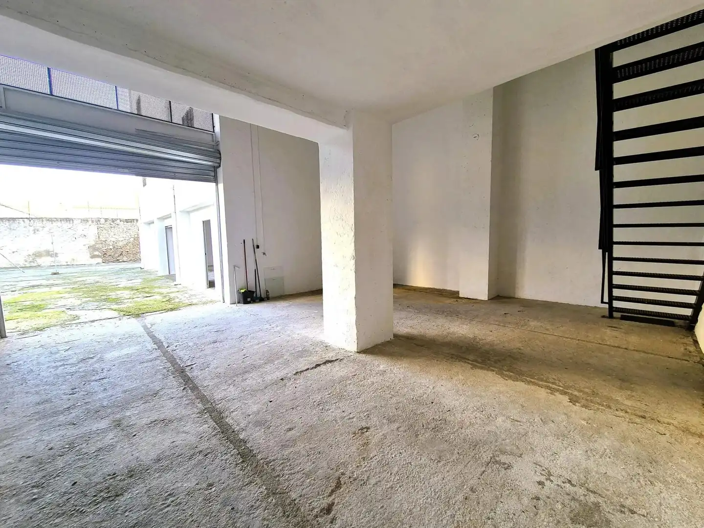 Local comercial de lloguer a Loja, imagen 4