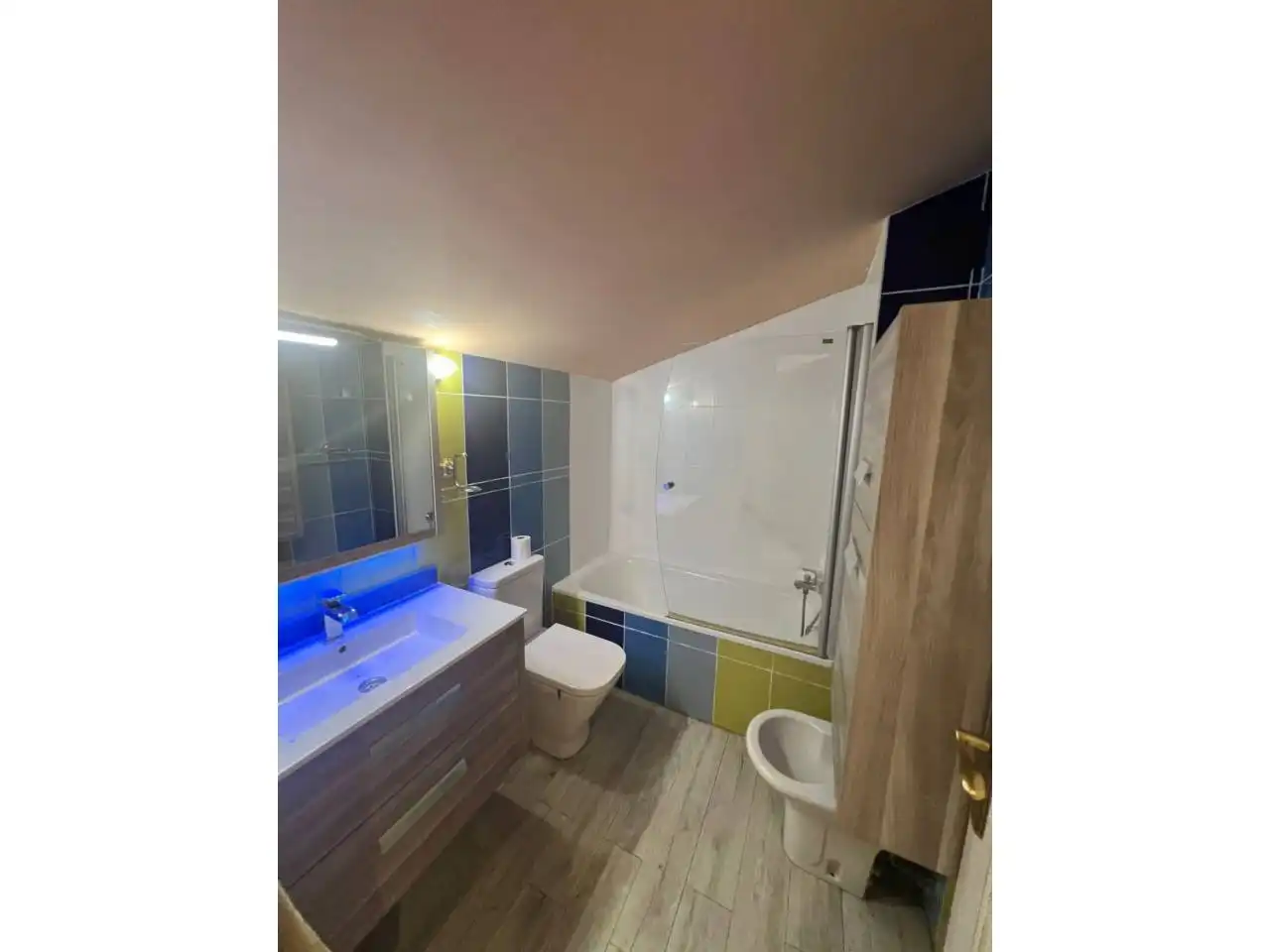 Baño de Dúplex en venta en Montornès del Vallès con Aire acondicionado, Calefacción y Terraza