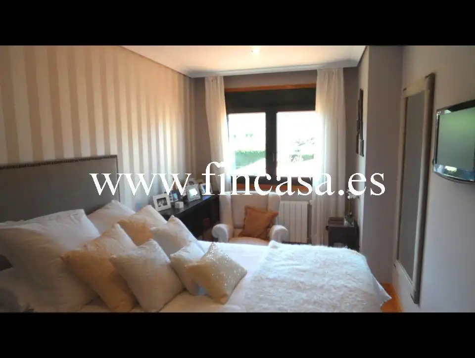 Habitación de Casa o chalet en venta en Baiona con Calefacción, Jardín privado y Piscina
