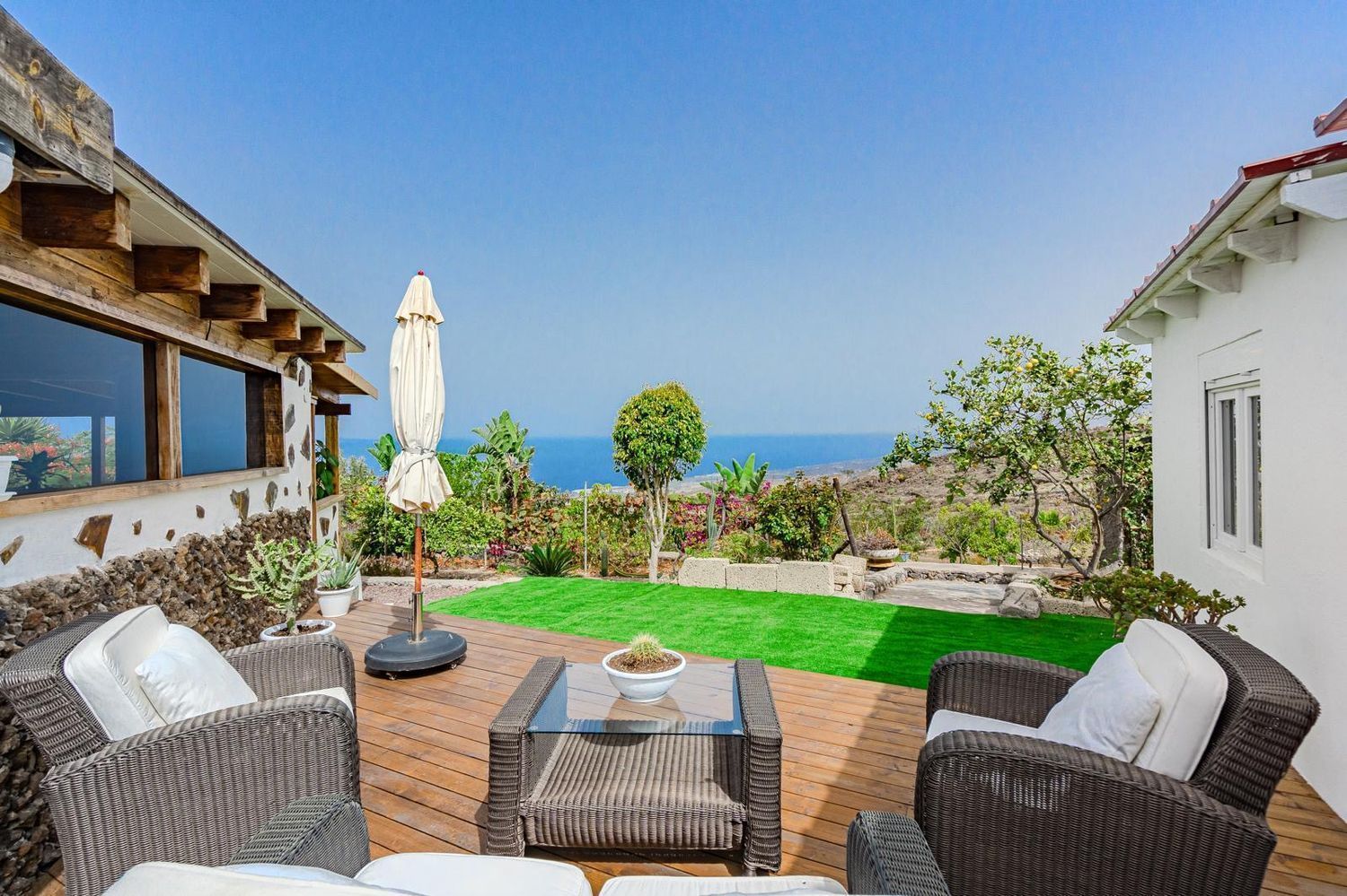 Terrassa de Finca rústica en venda en Adeje amb Aire condicionat i Traster