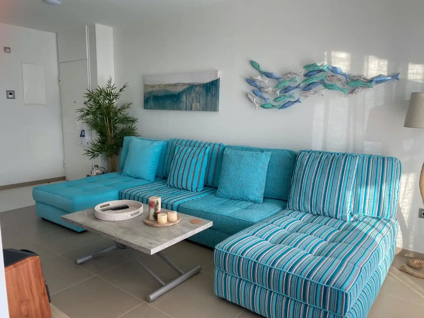 Sala de estar de Apartamento de alquiler en Benidorm con Aire acondicionado, Terraza y Amueblado