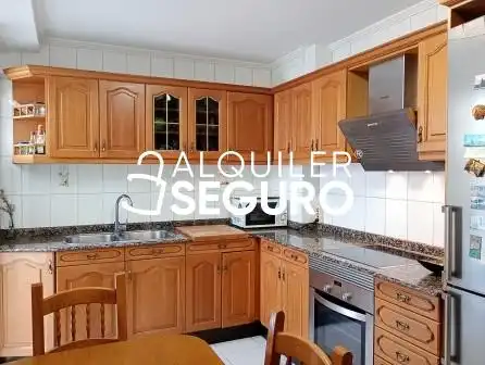 Cocina de Piso de alquiler en Culleredo con Calefacción, Terraza y Trastero