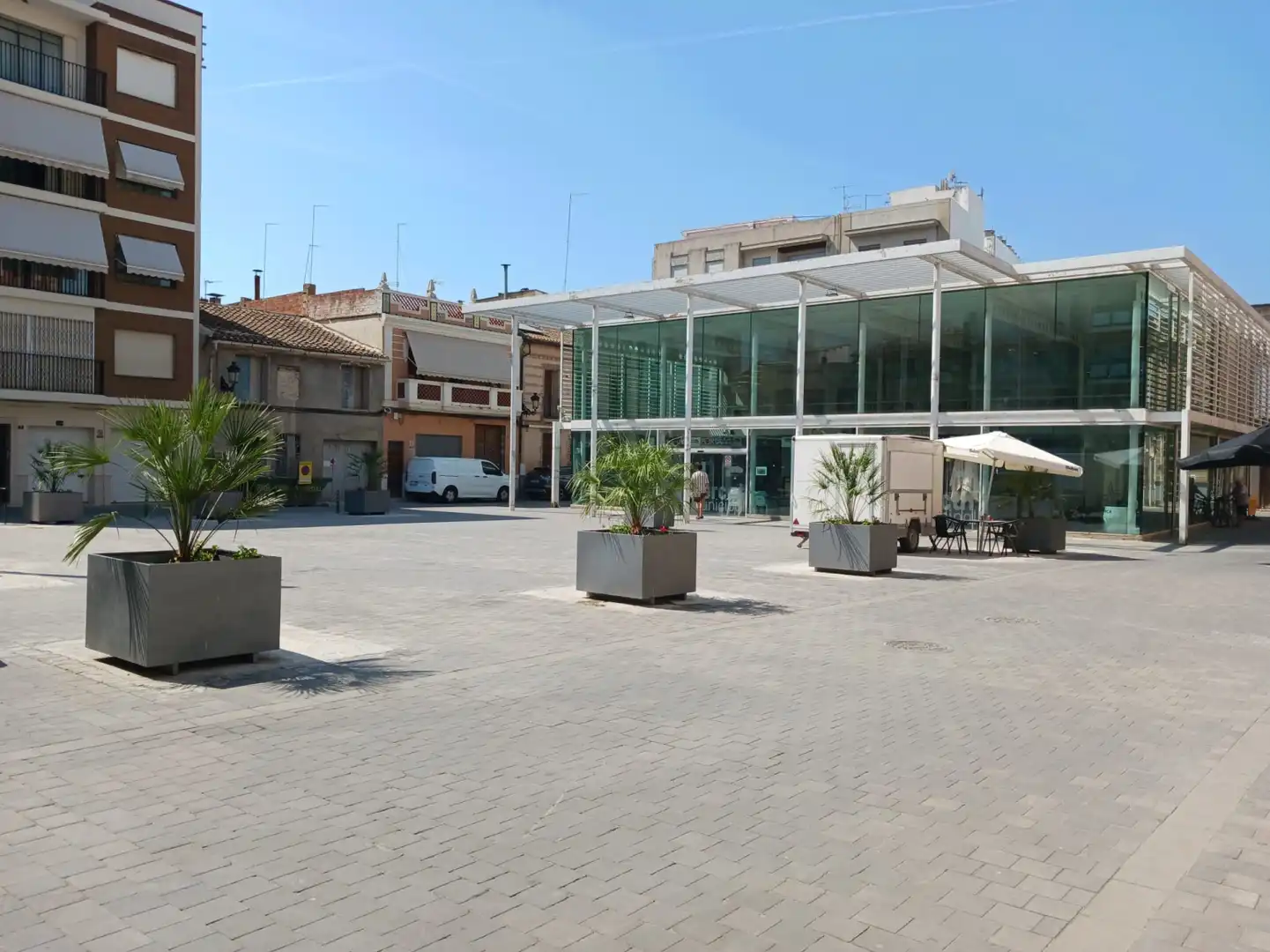 Vista exterior de Local de alquiler en Paiporta