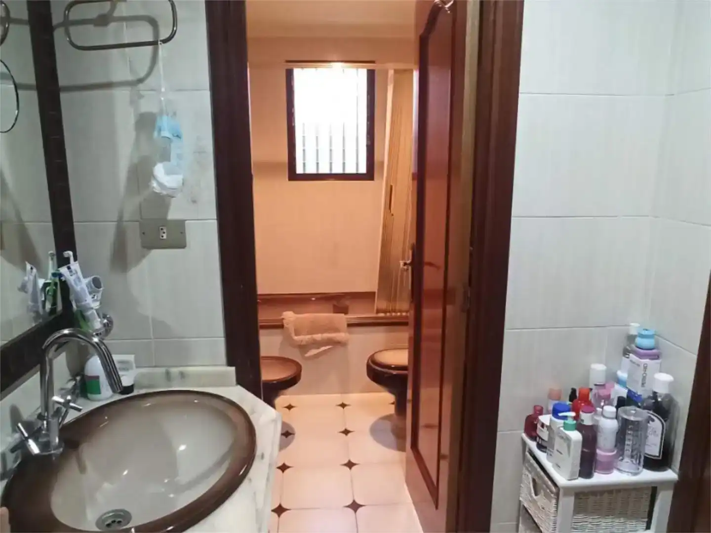 Baño de Casa adosada en venta en Banyeres de Mariola con Parquet y Amueblado