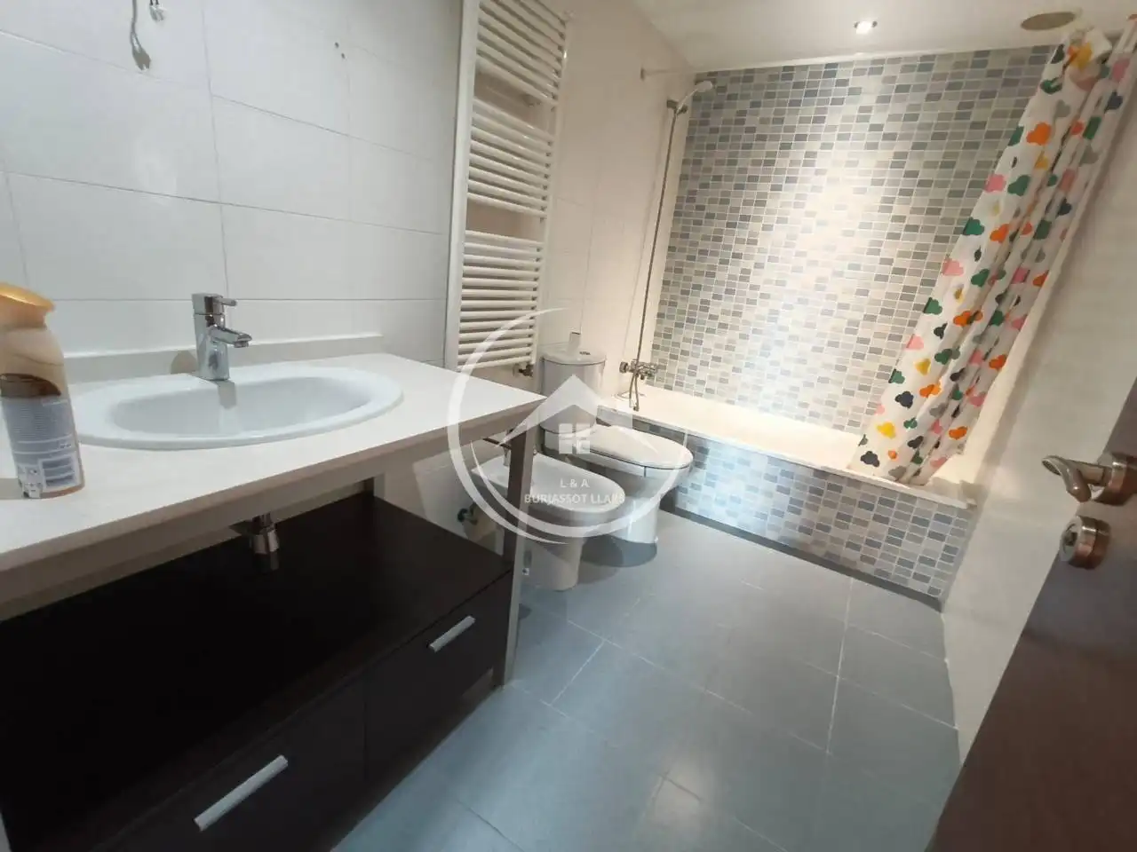 Baño de Piso en venta en Burjassot con Aire acondicionado, Calefacción y Parquet