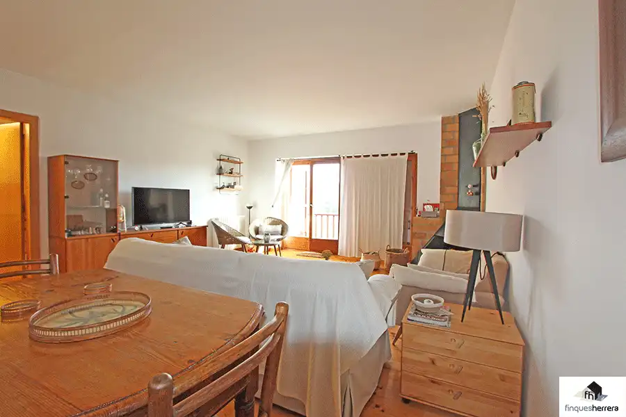 Sala de estar de Apartamento de alquiler en Llívia con Calefacción, Parquet y Amueblado