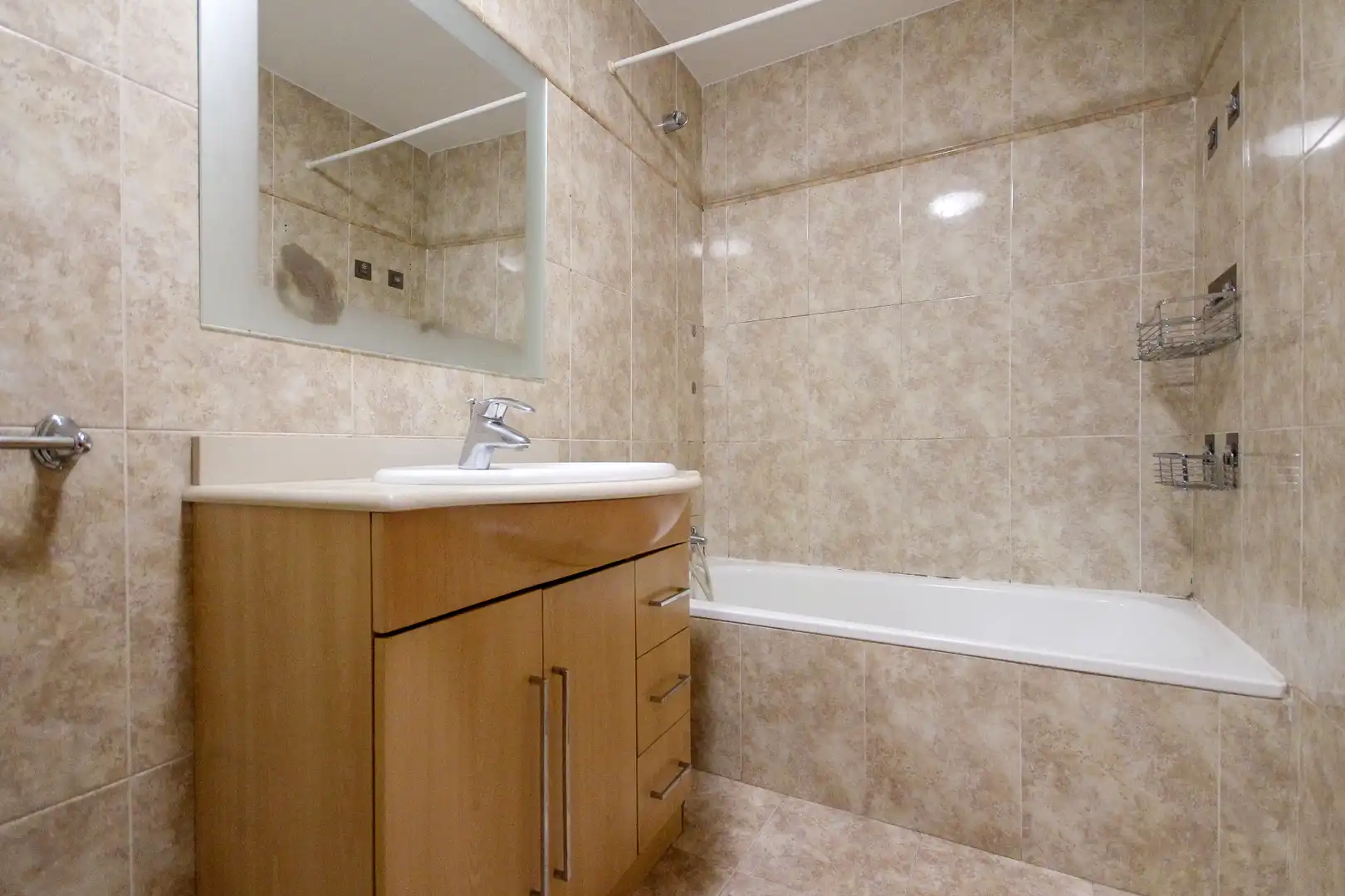 Badezimmer von Wohnung zum Verkauf in Manresa mit Heizung, Terrasse und Abstellraum