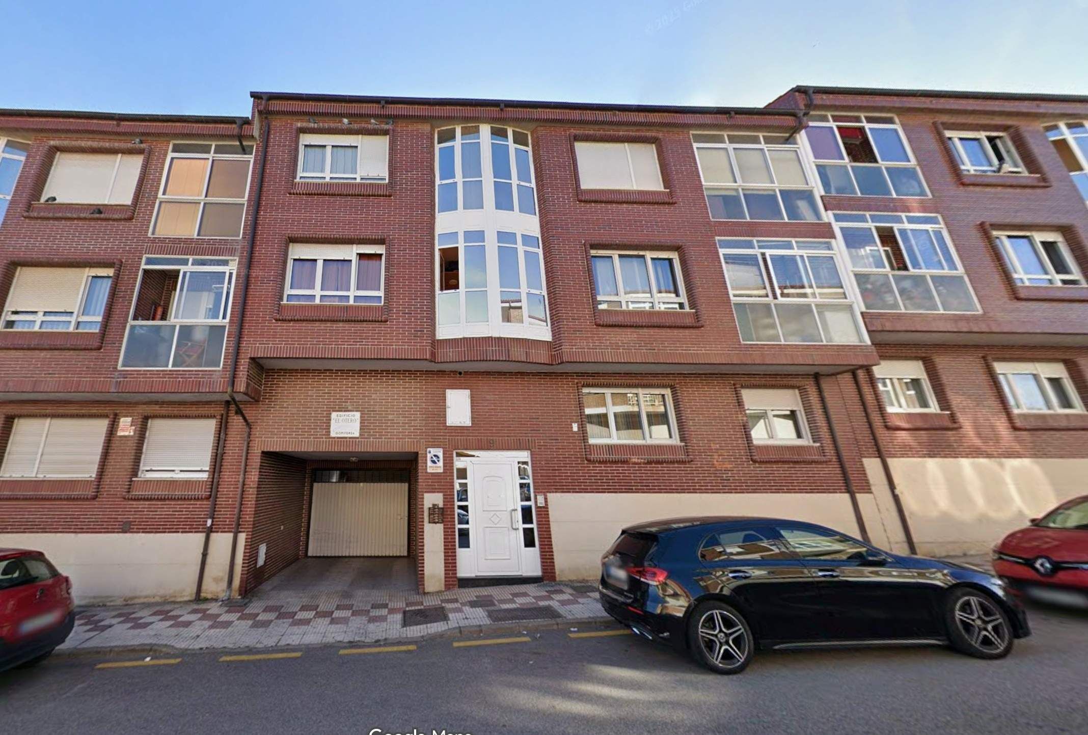 Exterior view of Apartment for sale in Villaquilambre  with Heating and Balcony