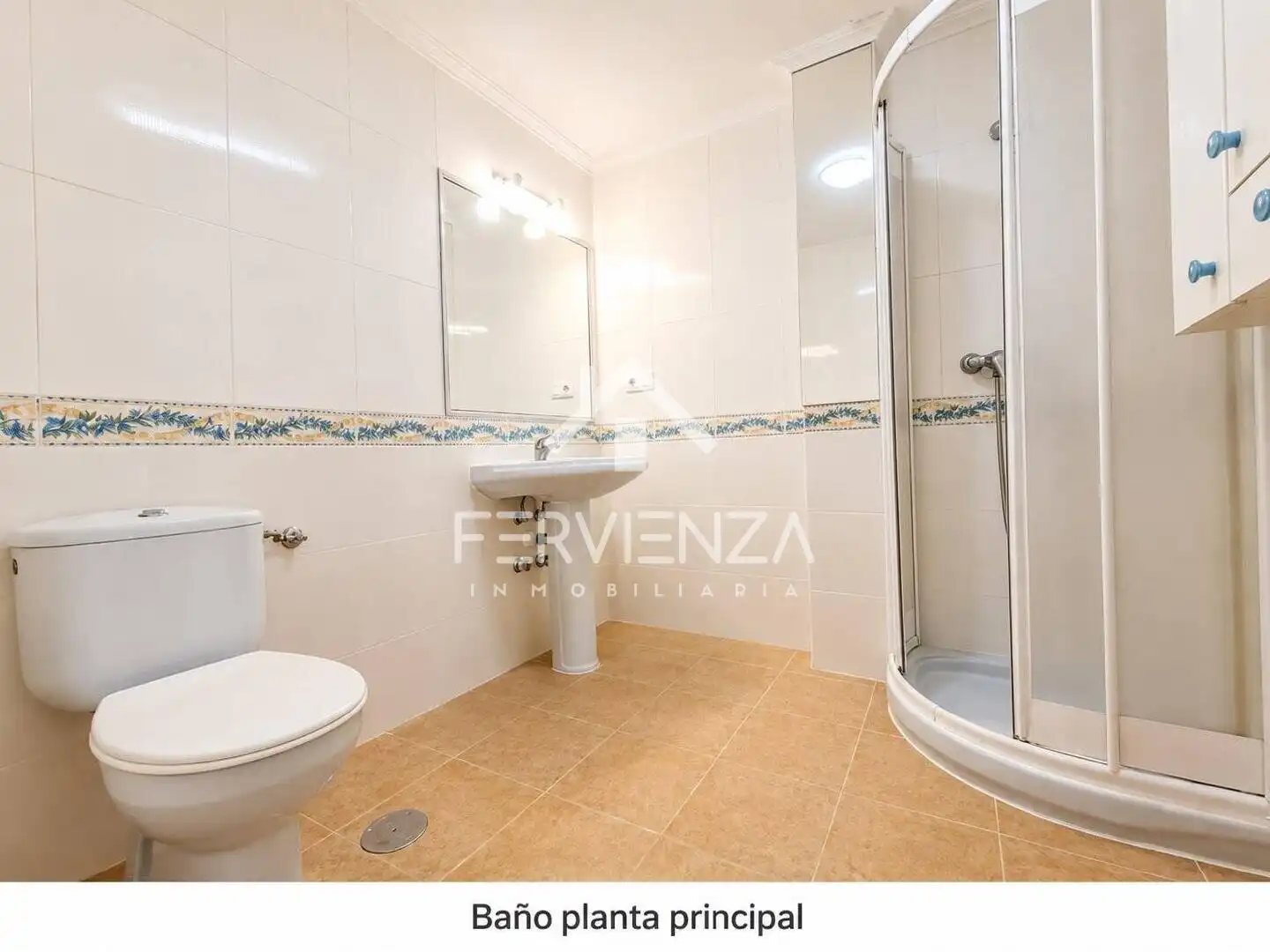 Bany de Casa adosada en venda en Castrillón
