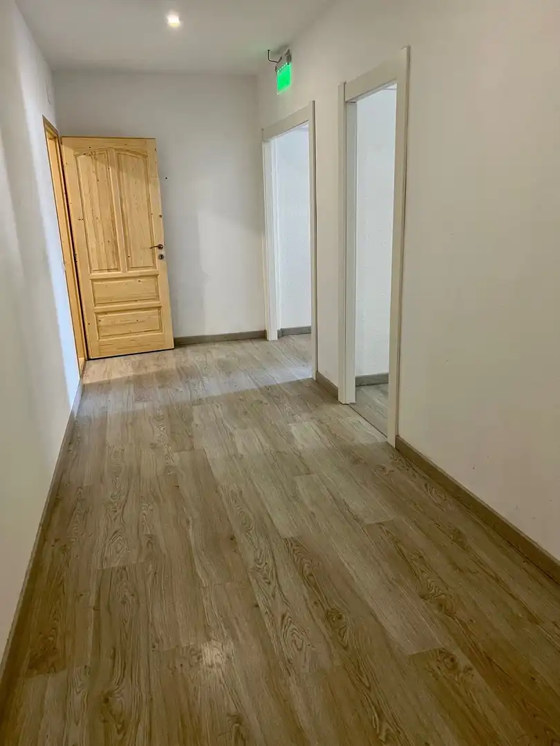 Local comercial de lloguer a Vía Univérsitas, imagen 12