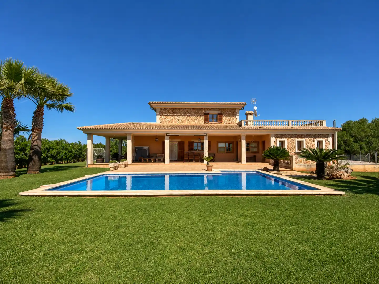 Vista exterior de Casa o xalet de lloguer en Santa Margalida amb Aire condicionat, Calefacció i Terrassa