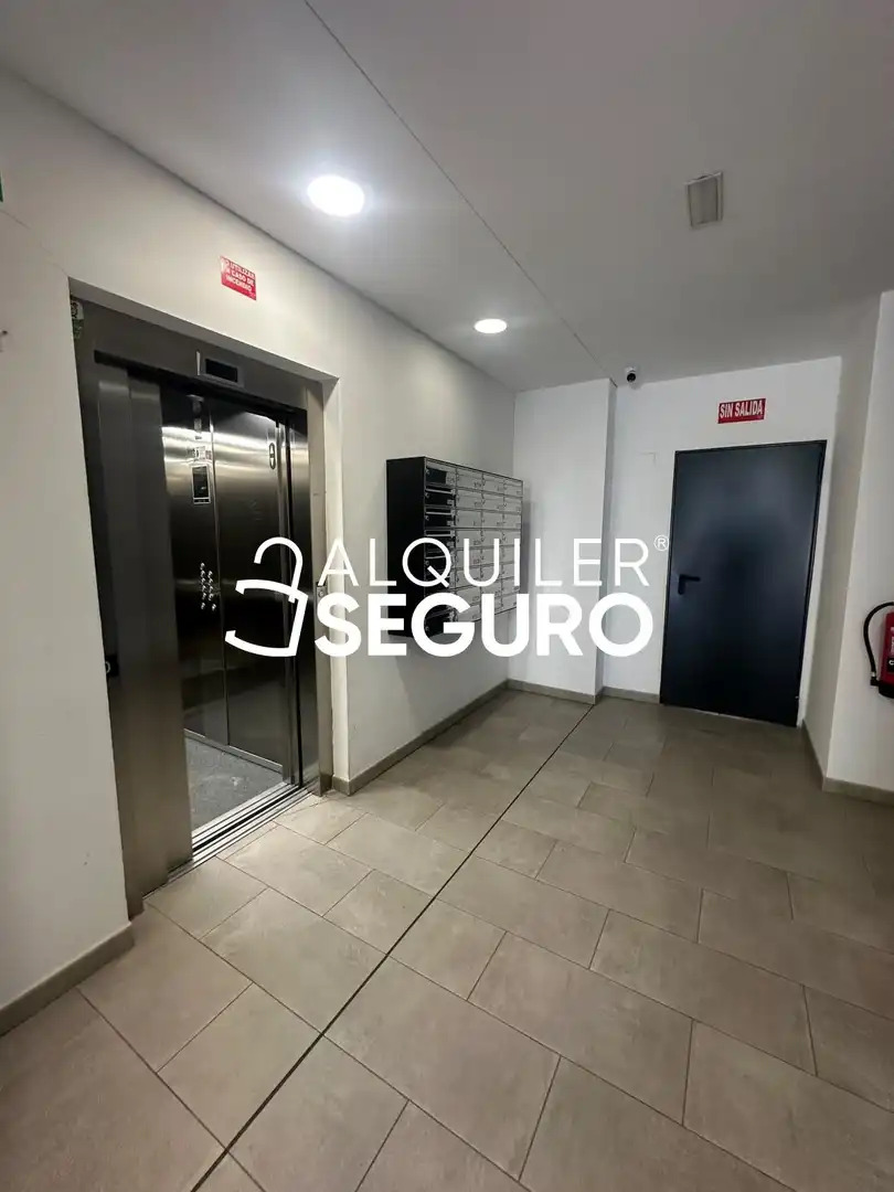 Parking of Flat for rent in Madrid  with Air Conditioner, Heating and Storage room