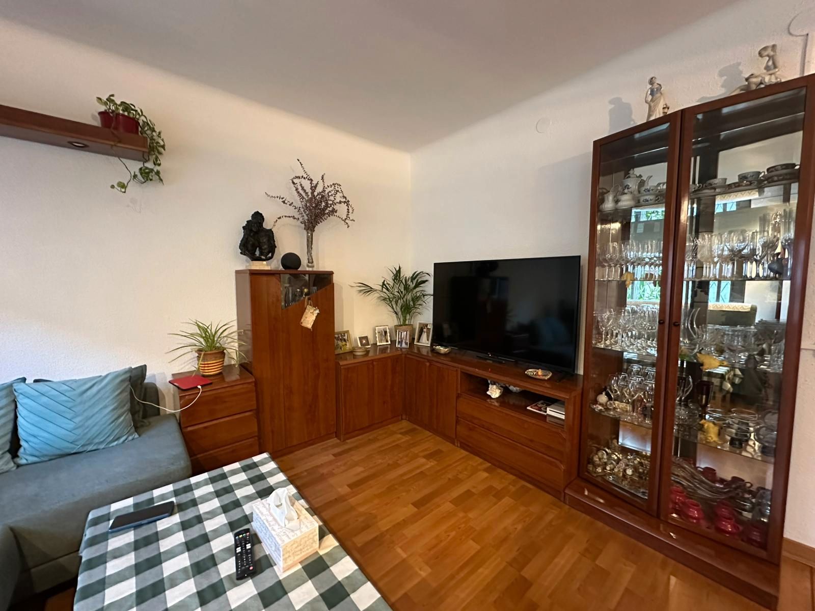 Living room of Flat for sale in  Barcelona Capital  with Air Conditioner, Heating and Oven