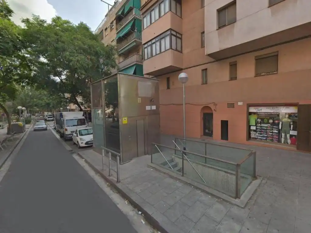 Aparcament en venda a PABLO IGLESIAS