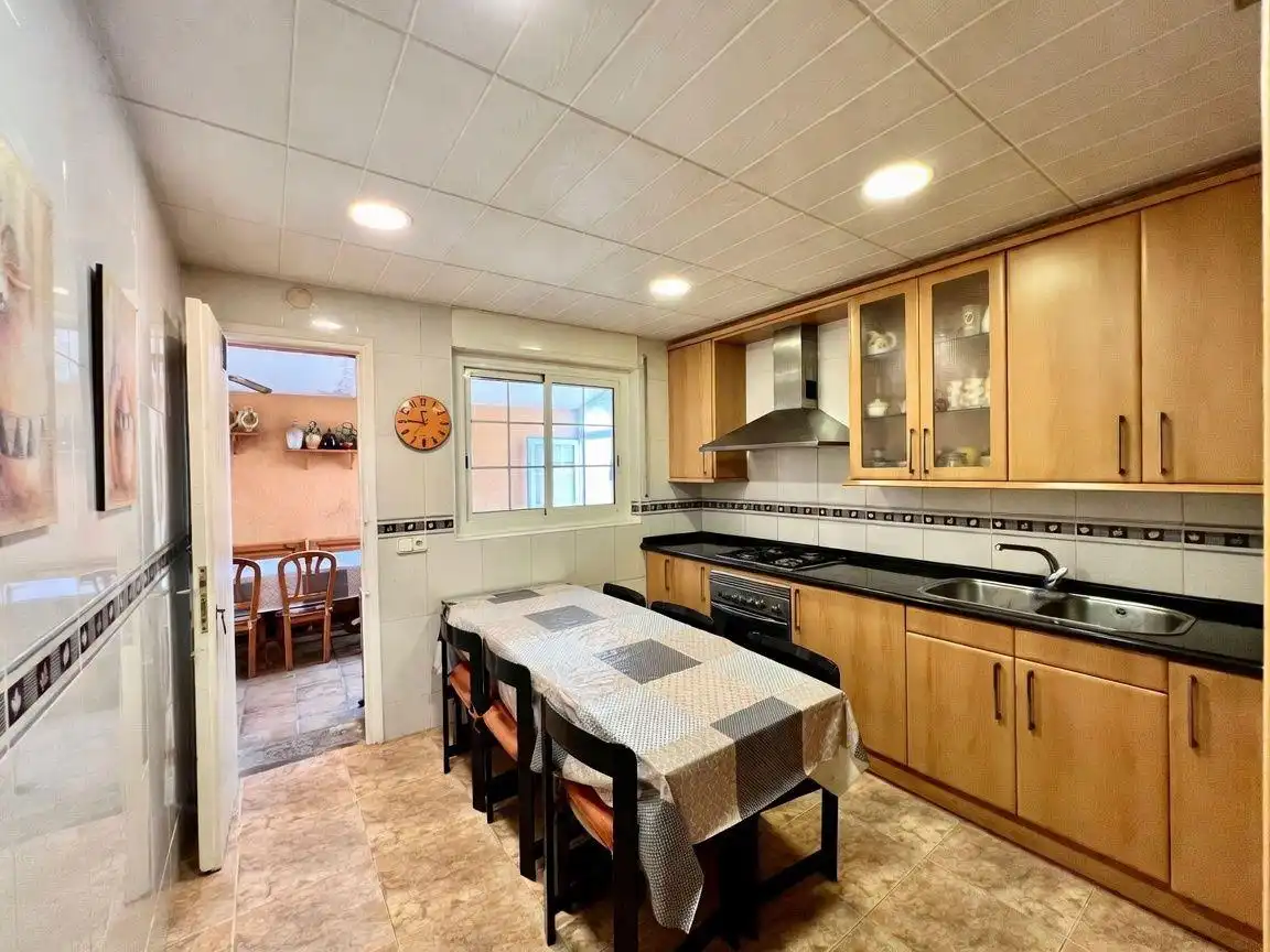 Kitchen of Houses for sale in Roda de Berà  with Heating, Private garden and Terrace