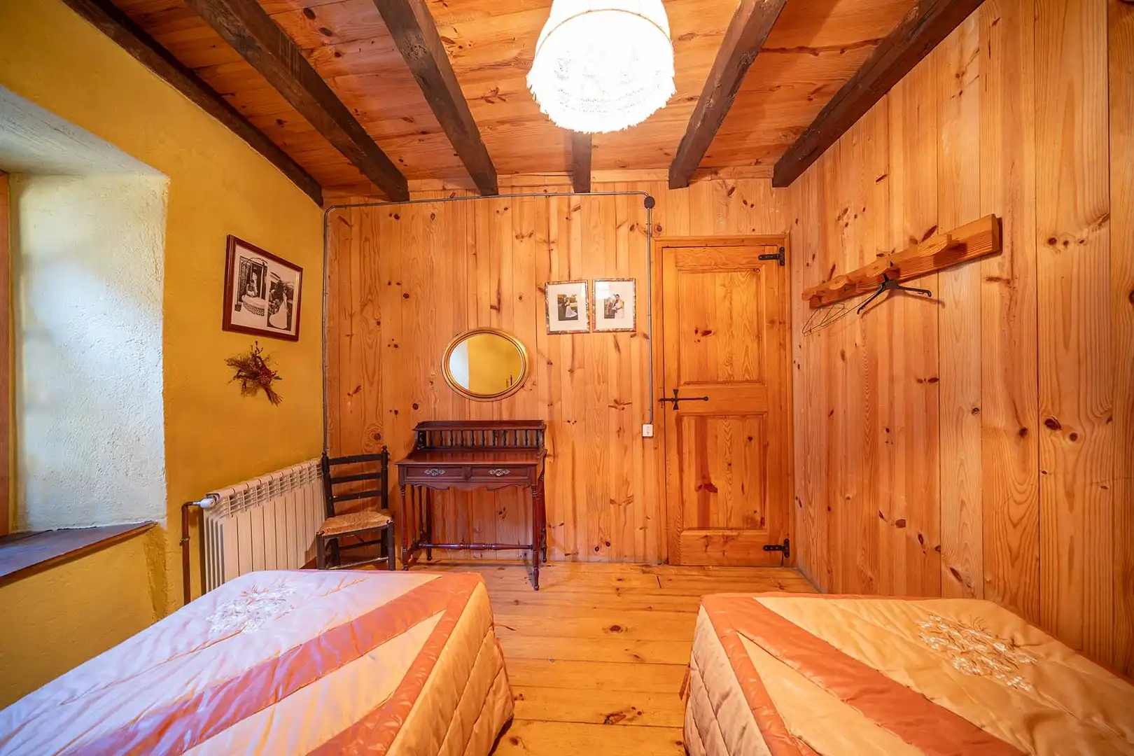 Bedroom of Detached homes for sale in Naut Aran  with Heating, Parquet flooring and Furnished