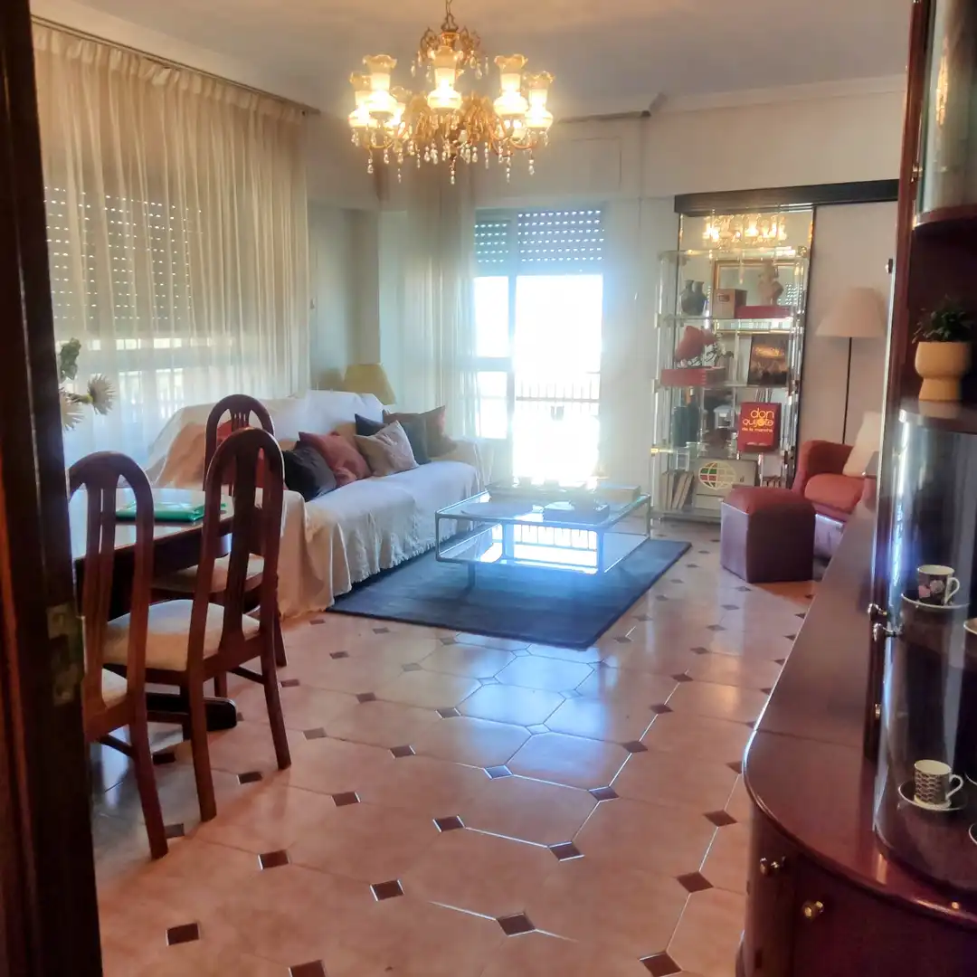 Sala d'estar de Pis en venda en Losar de la Vera amb Terrassa i Traster