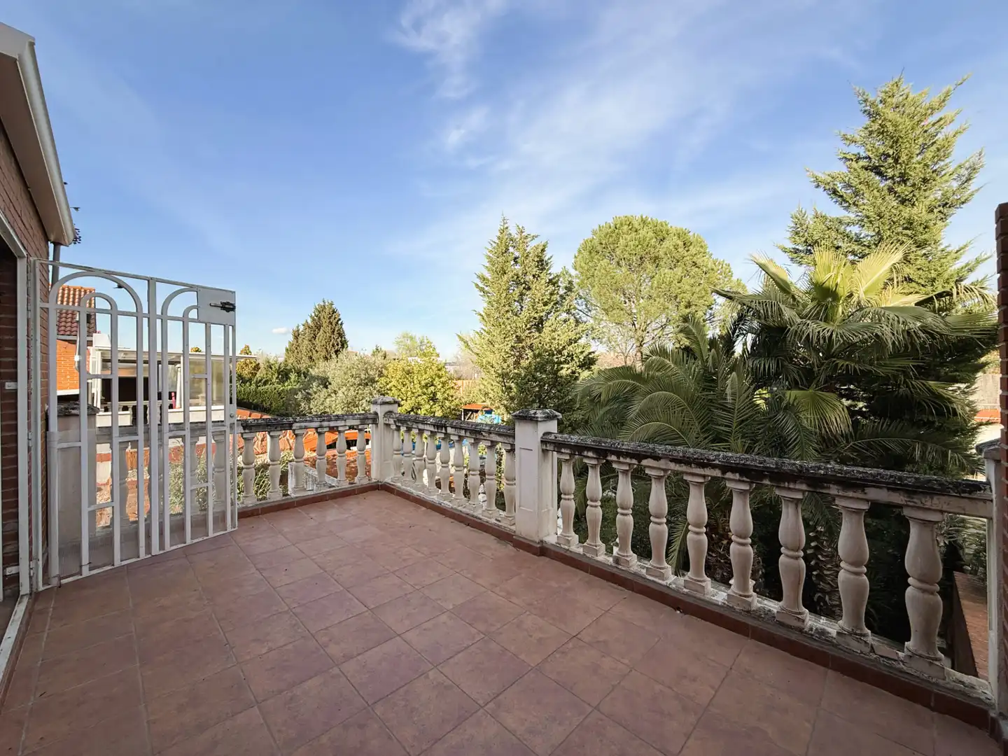 Jardí de Casa adosada en venda en Coslada amb Calefacció, Jardí privat i Terrassa