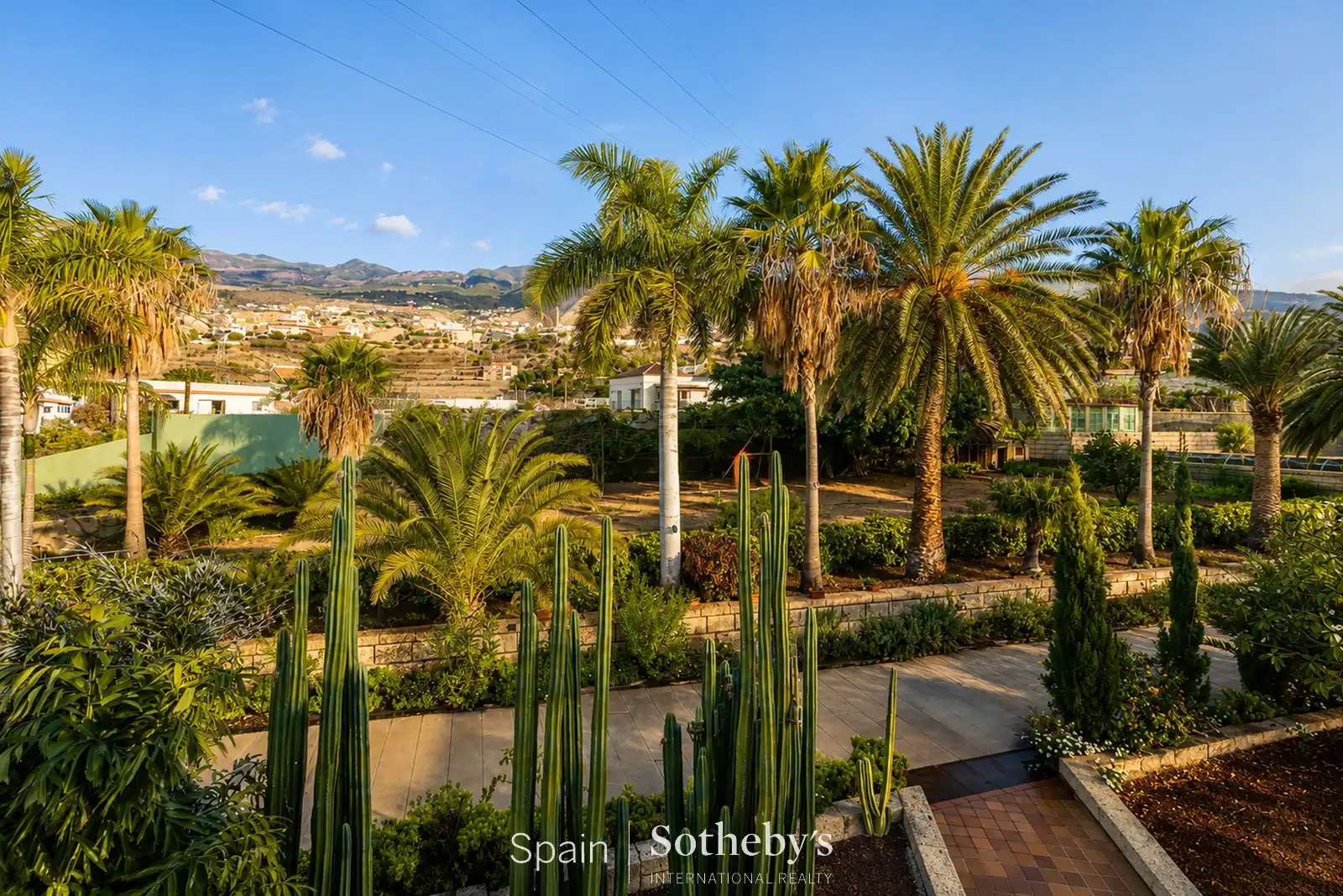 Vista exterior de Casa o chalet en venta en Candelaria con Aire acondicionado, Calefacción y Jardín privado
