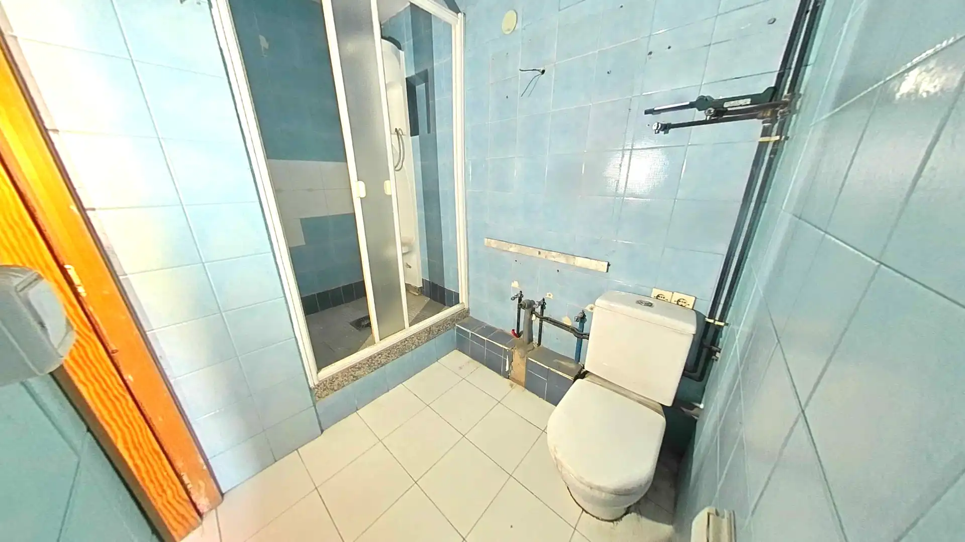 Baño de Piso en venta en Autol con Calefacción, Trastero y Balcón