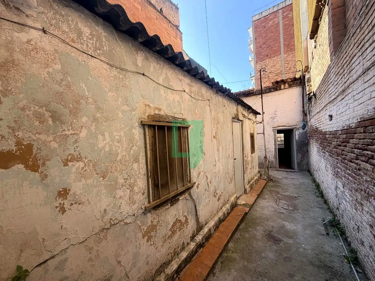 Vista exterior de Residencial en venta en Badalona