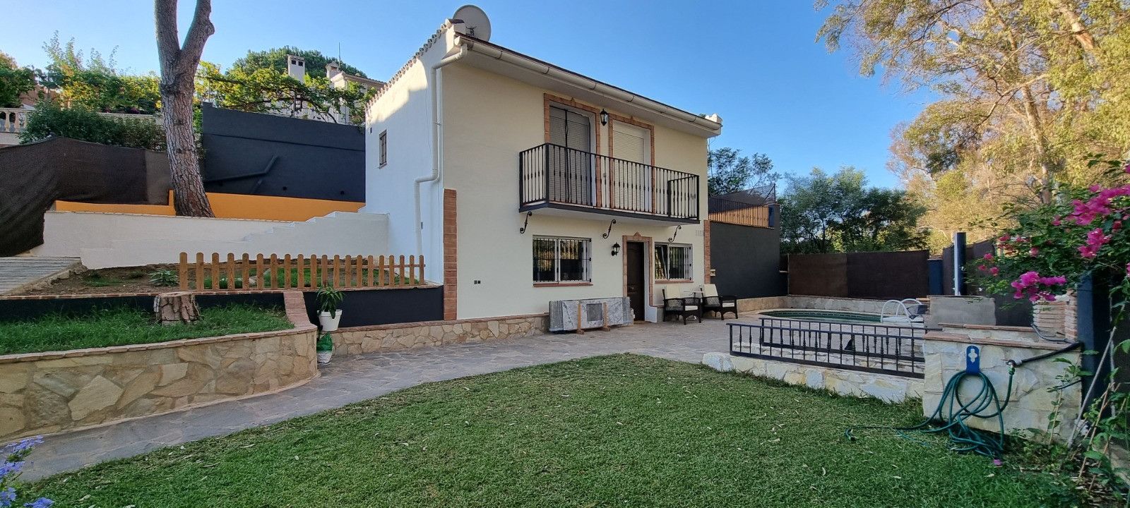 Exterior view of House or chalet for sale in Marbella  with Private garden, Terrace and Swimming Pool