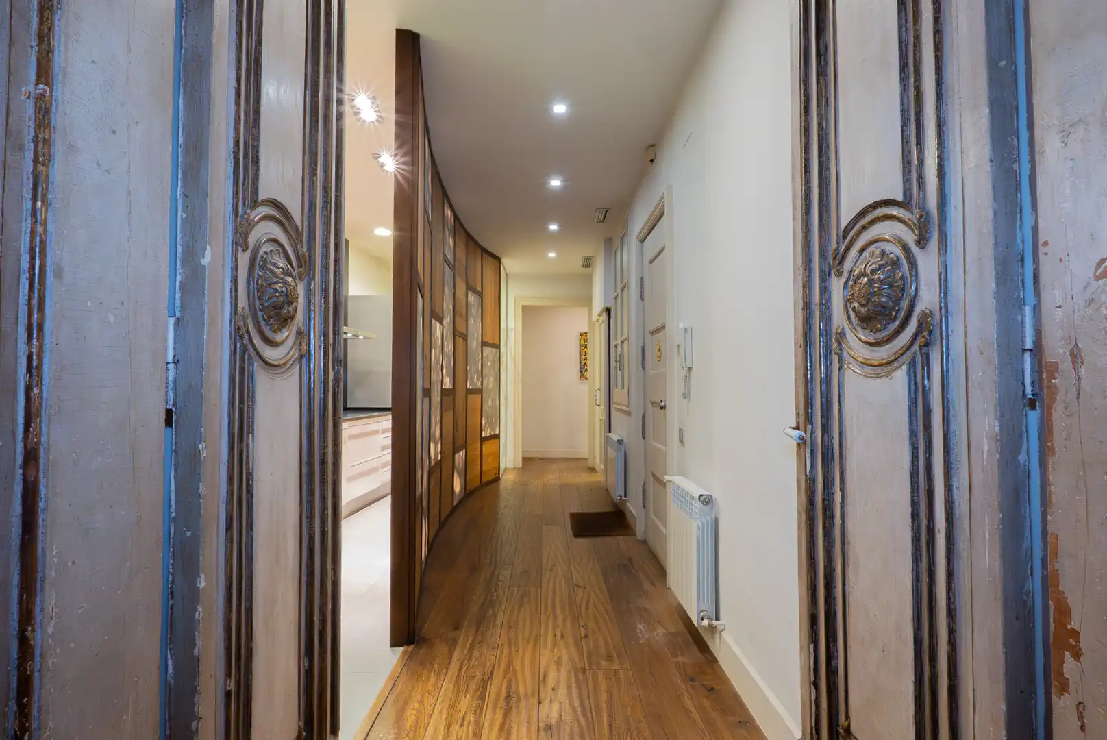 Flat for sale in Barcelona  with Air Conditioner, Heating and Parquet flooring