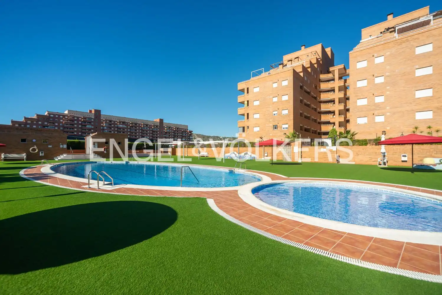 Piscina de Pis en venda en Oropesa del Mar / Orpesa amb Aire condicionat, Calefacció i Terrassa