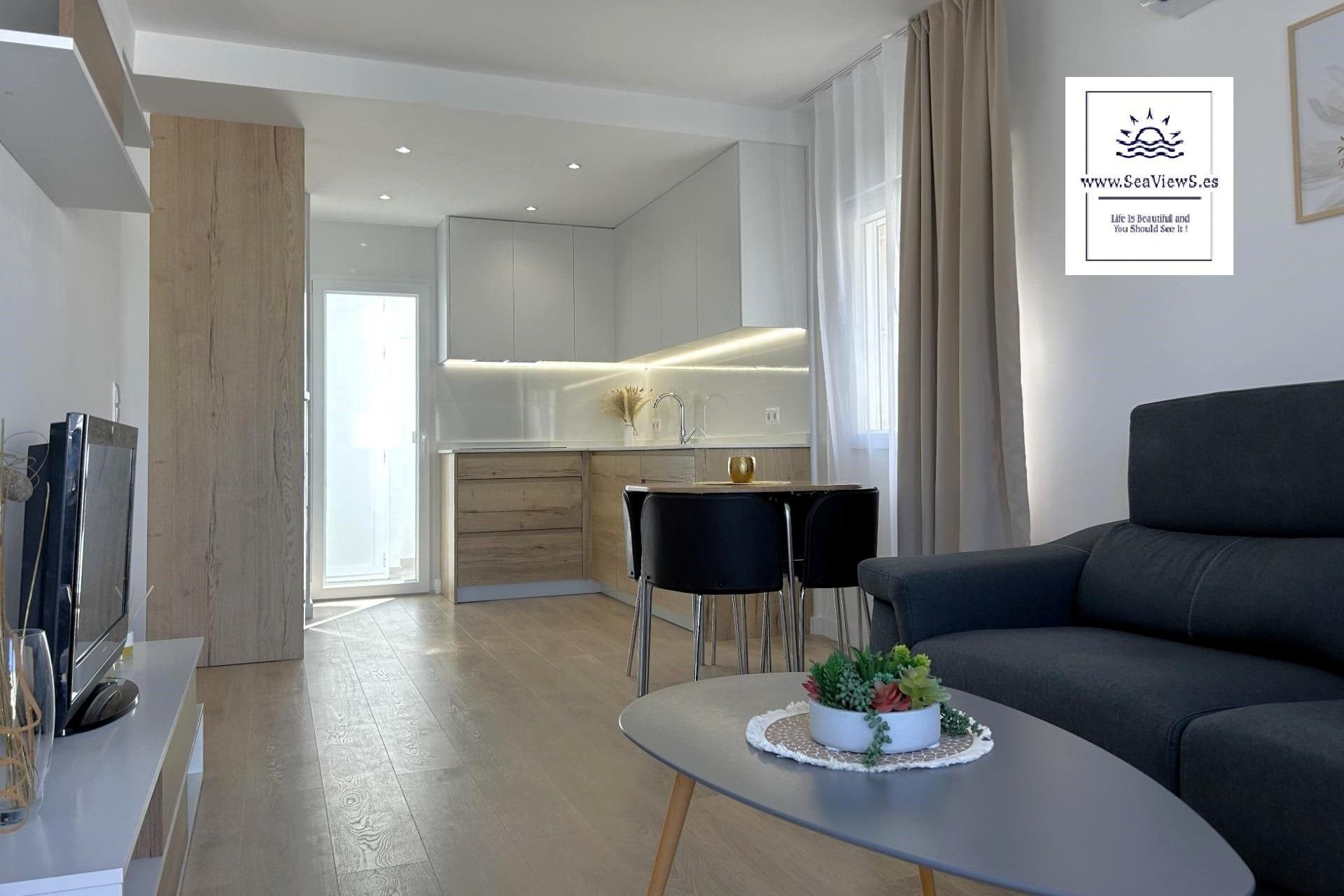 Living room of Flat for sale in Torrevieja  with Air Conditioner, Heating and Terrace