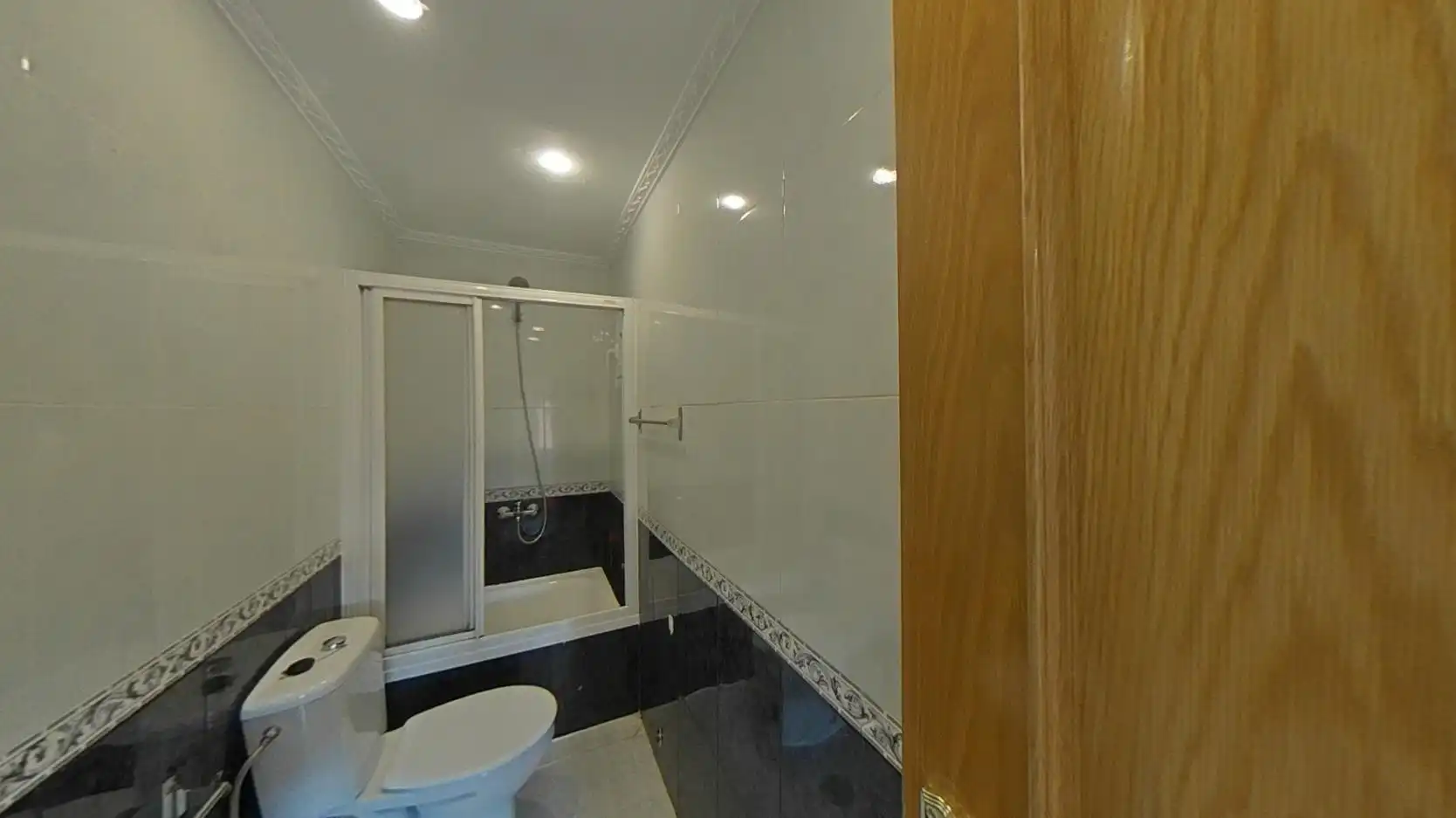 Flat for sale in C/ Sierra de Gredos , Zona Centro Joven