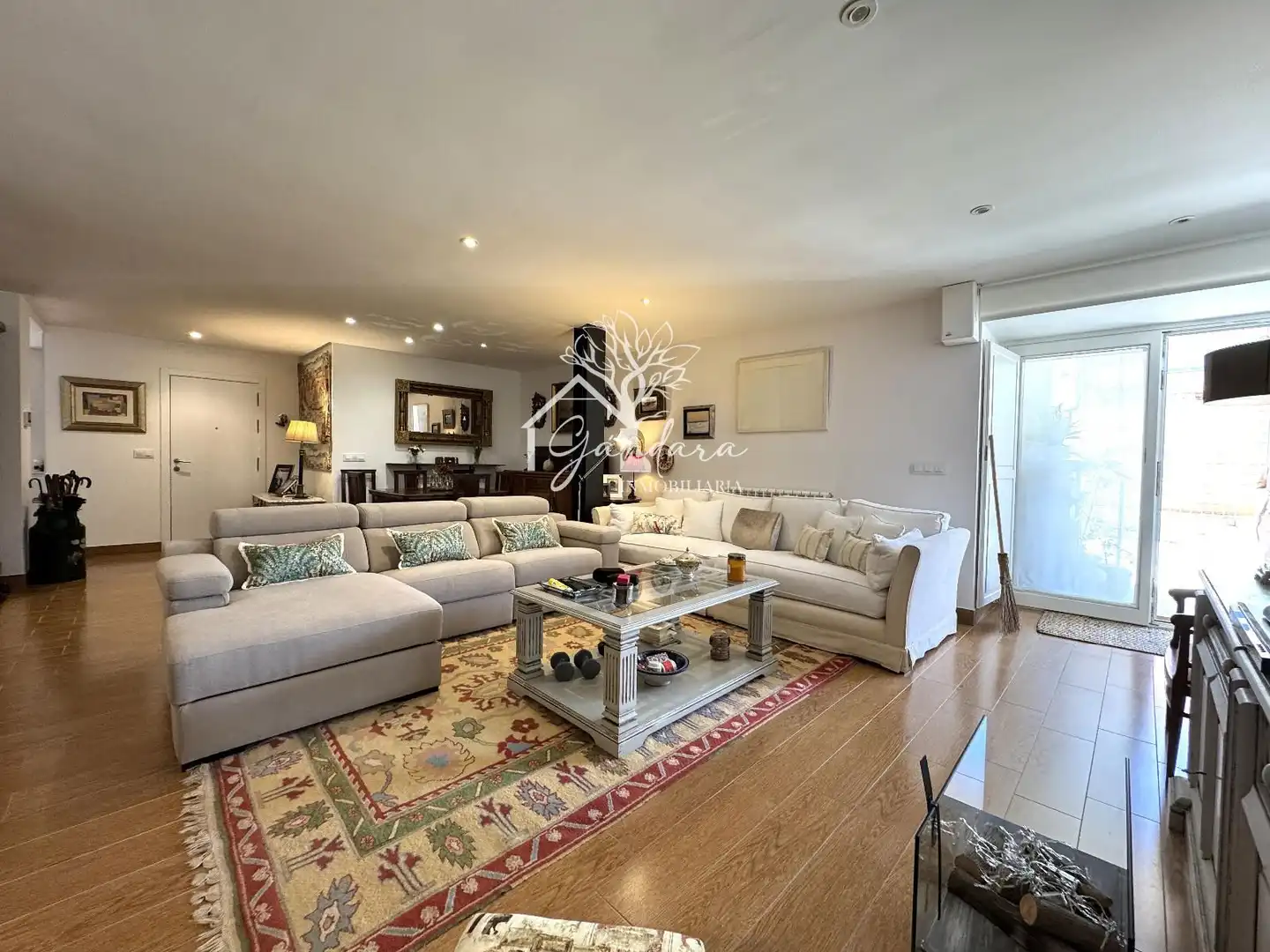 Wohnzimmer von Wohnung zum Verkauf in Ares mit Heizung, Terrasse und Ofen