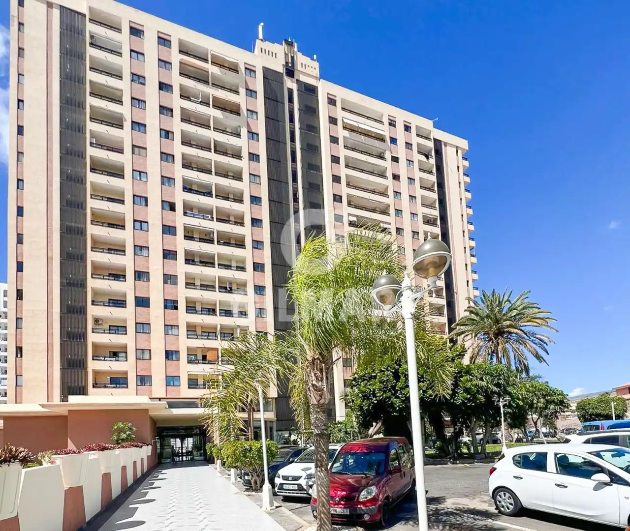 Exterior view of Flat for sale in Adeje  with Terrace, Furnished and Community pool