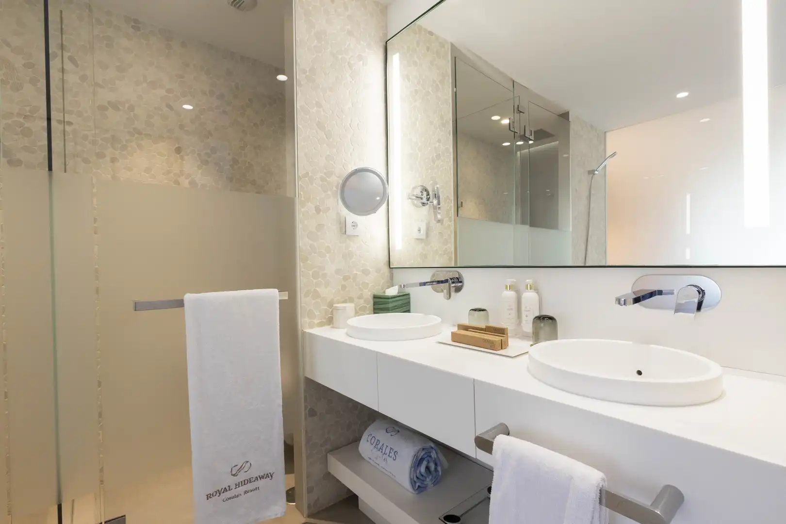 Baño de Piso en venta en Adeje con Aire acondicionado, Terraza y Trastero