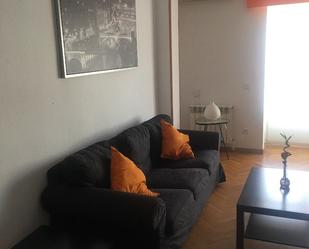 Living room of Flat to rent in Alcorcón  with Air Conditioner, Heating and Parquet flooring