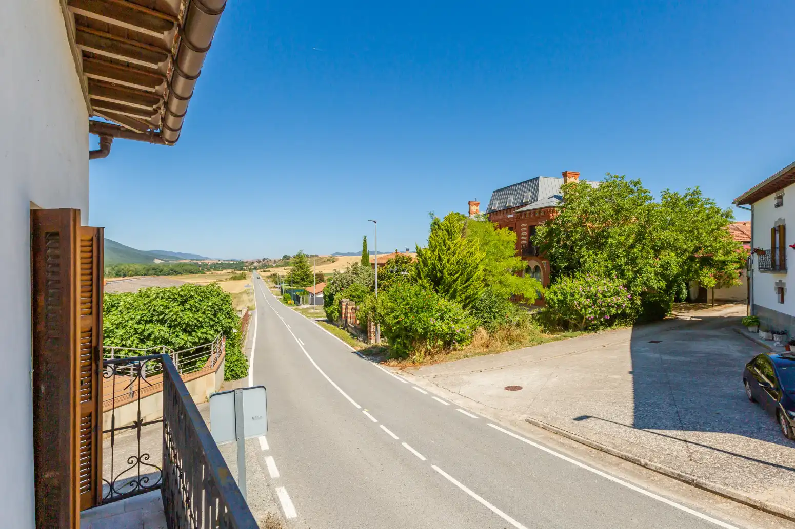Vista exterior de Casa o chalet en venta en Lónguida / Longida con Calefacción, Jardín privado y Amueblado