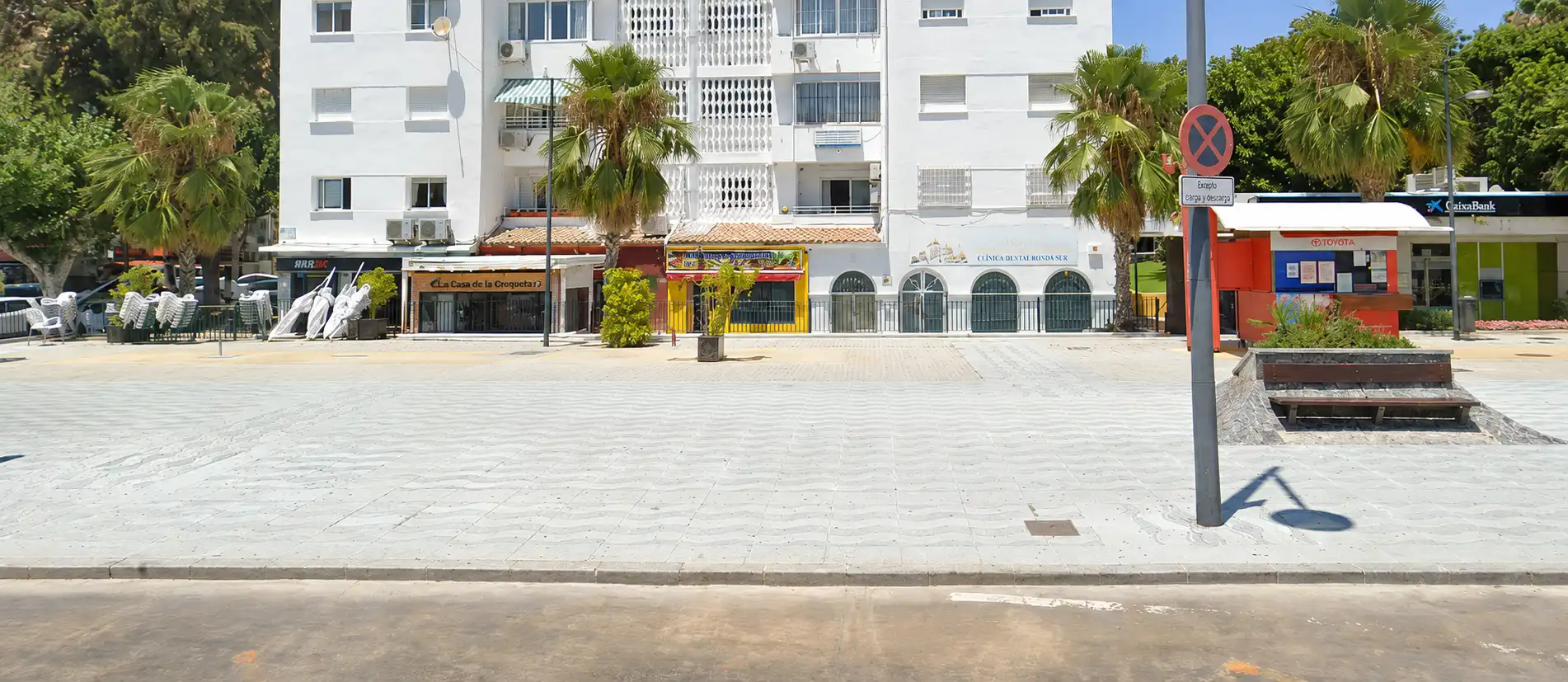 Vista exterior de Local en venta en Marbella con Aire acondicionado, Calefacción y Terraza