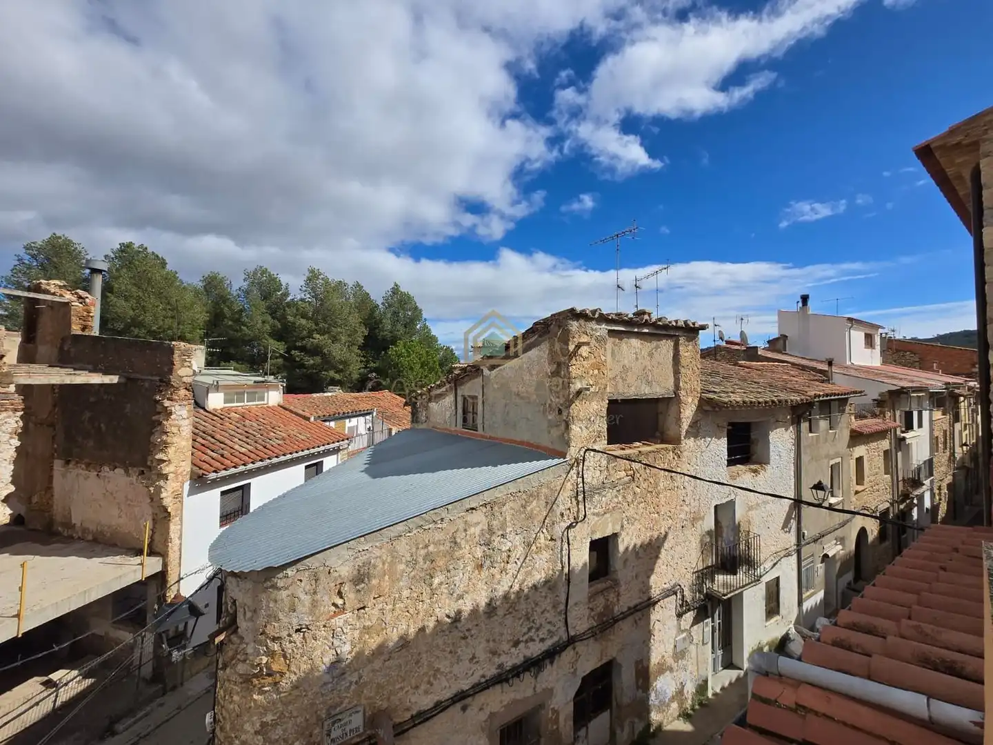 Vista exterior de Casa o xalet en venda en Atzeneta del Maestrat amb Aire condicionat i Terrassa