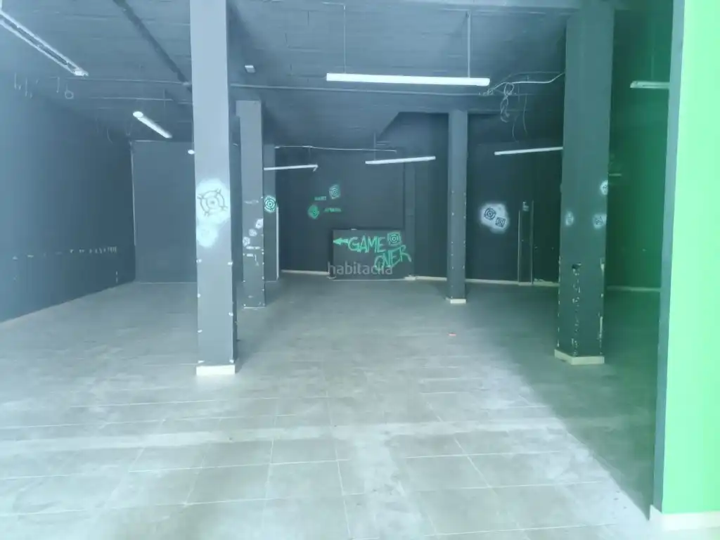 Business premises to rent in Avenida Estatut, imagen 4