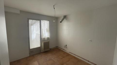 Photo 3 of Planta baja for sale in Hermanos Rius Zunon, Tarancón, Cuenca