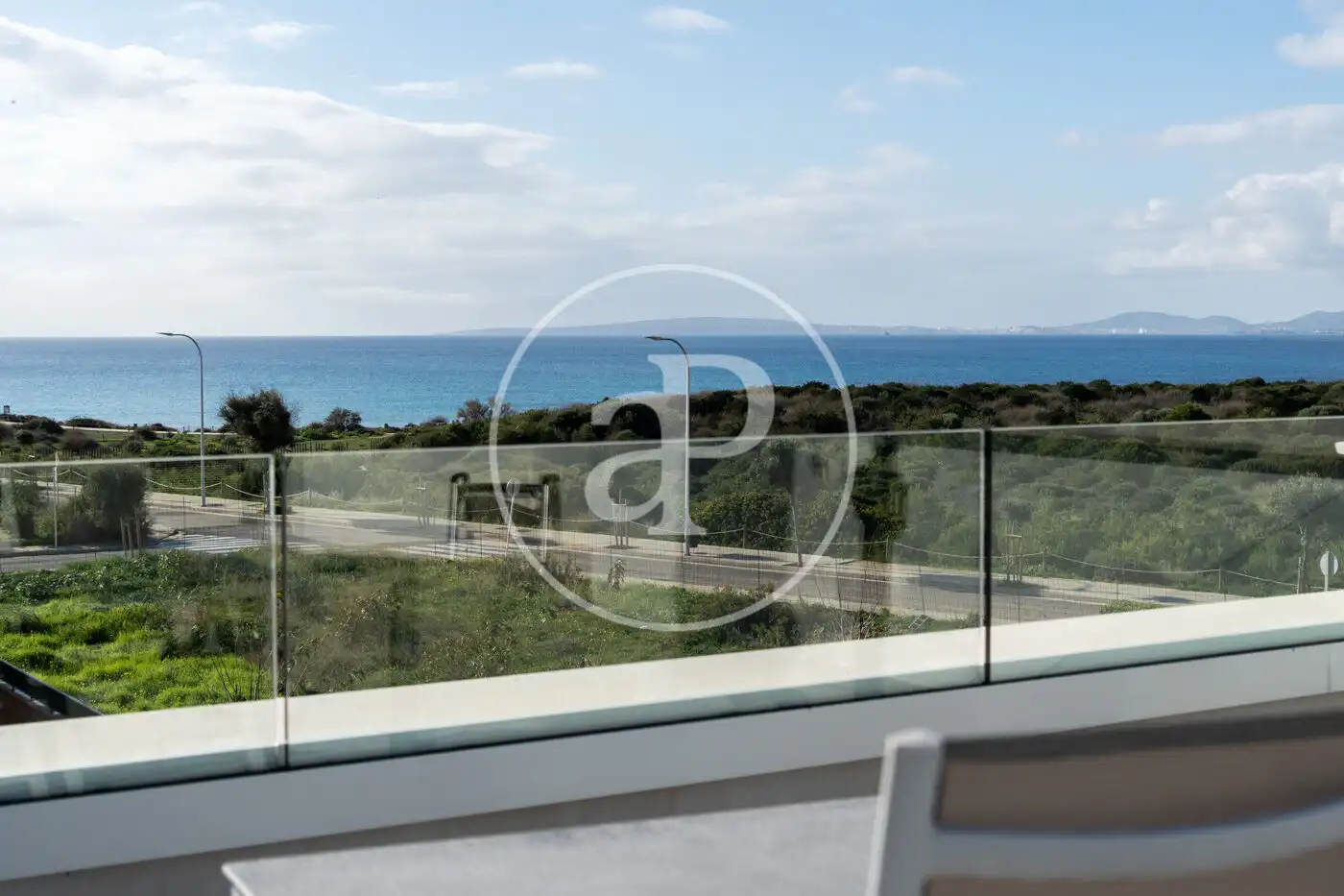 Terrasse von Einfamilien-Reihenhaus zum Verkauf in  Palma de Mallorca mit Klimaanlage, Heizung und Privatgarten