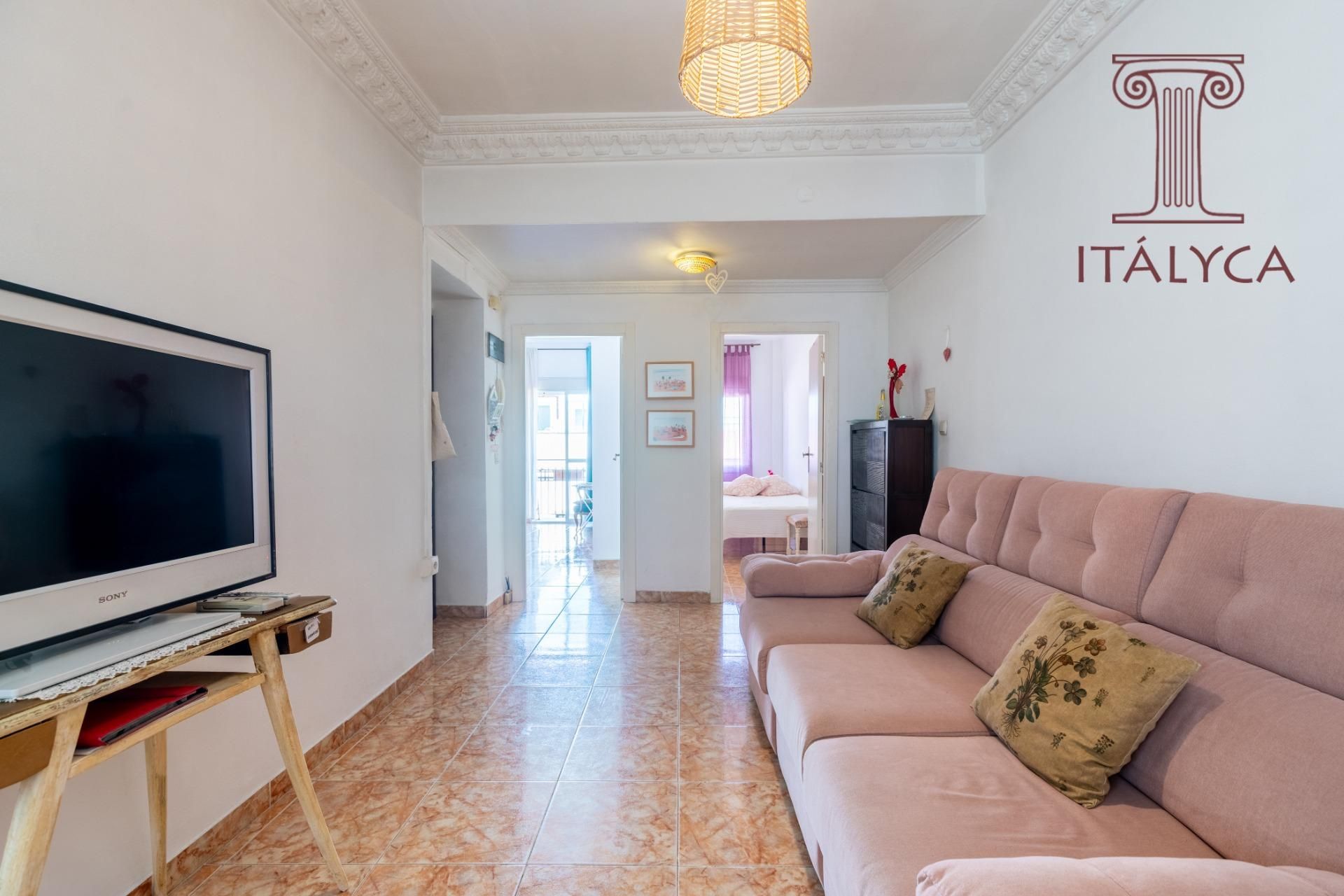 Sala d'estar de Pis en venda en  Sevilla Capital amb Aire condicionat, Traster i Balcó