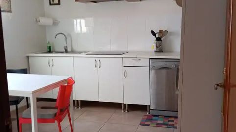 Foto 3 de Casa adosada en venda a Calle Navarra, 31, Centro - Doña Mercedes, Dos Hermanas