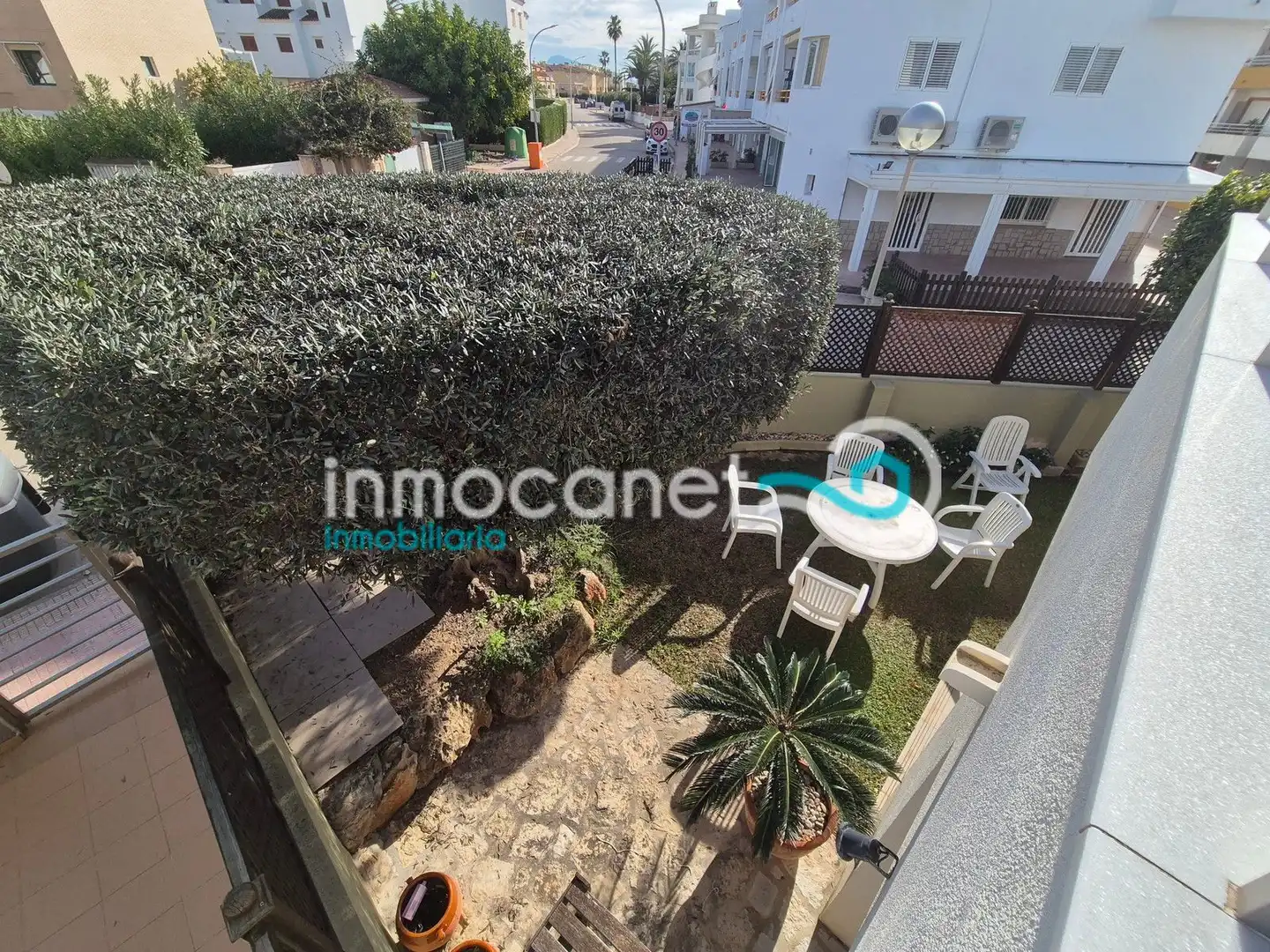Vista exterior de Casa o xalet en venda en Oliva amb Aire condicionat, Calefacció i Terrassa