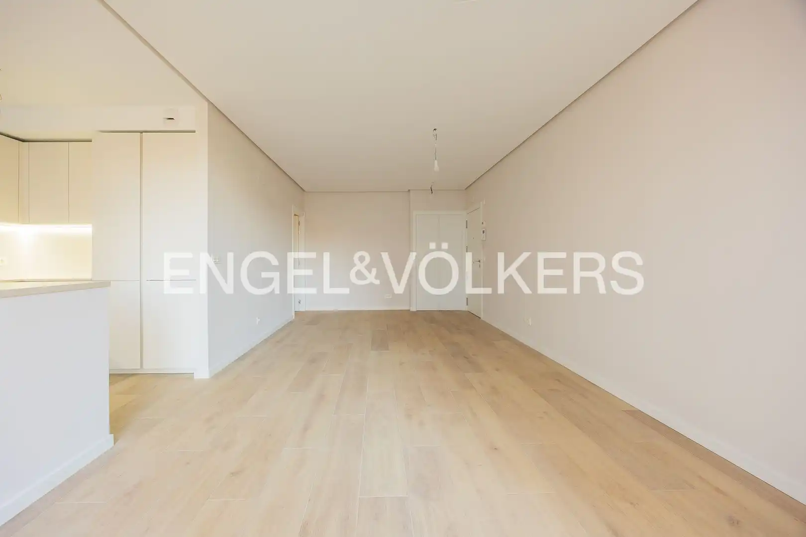 Living room of Flat for sale in Abando - Albia